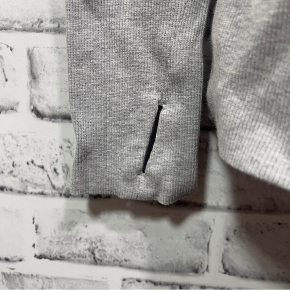 Victoria’s Secret VSX Sexy Sport Striped Asymmetrical Zipper Jacket Small - Picture 4 of 8